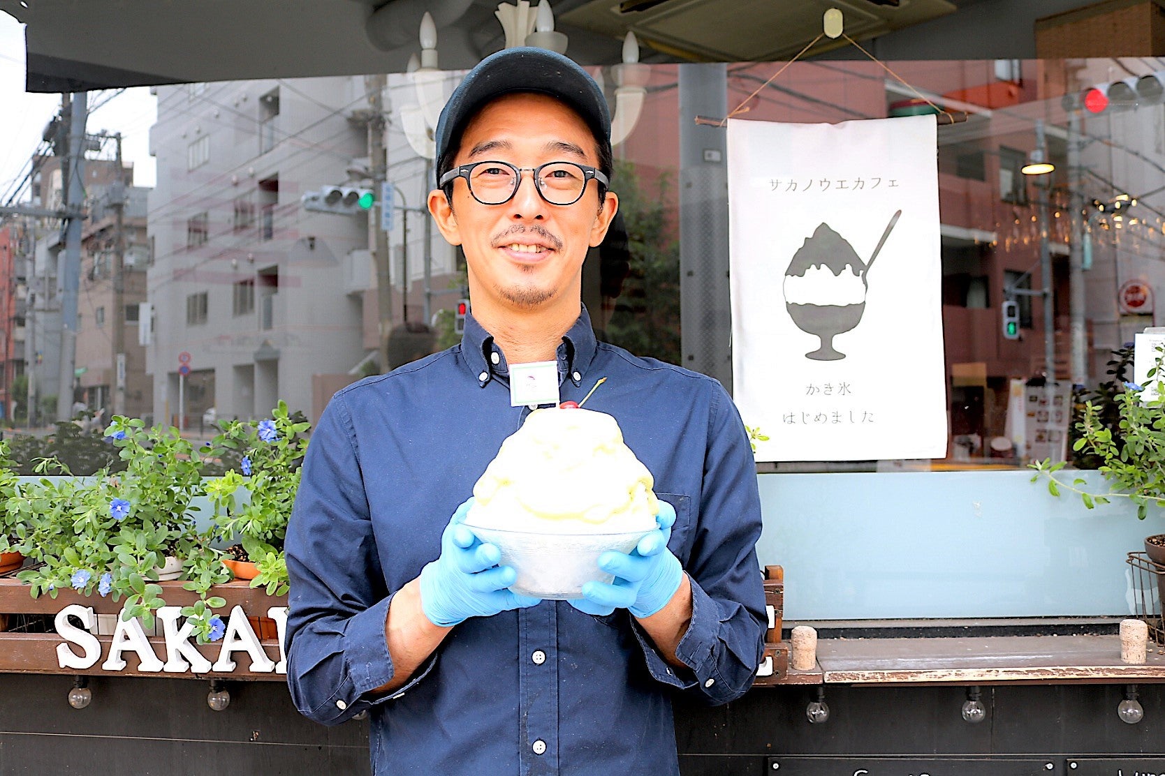 サカノウエカフェ　店長