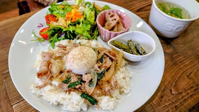 町工場がおしゃれに変身!倉庫を利用したカフェ&レンタルスペース【大阪府豊中市】