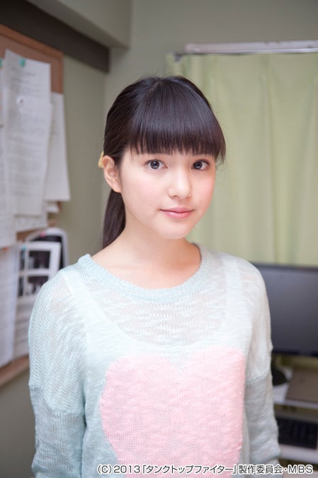 川島海荷、元AKB48メンバーと姉妹役で新キャラ開花