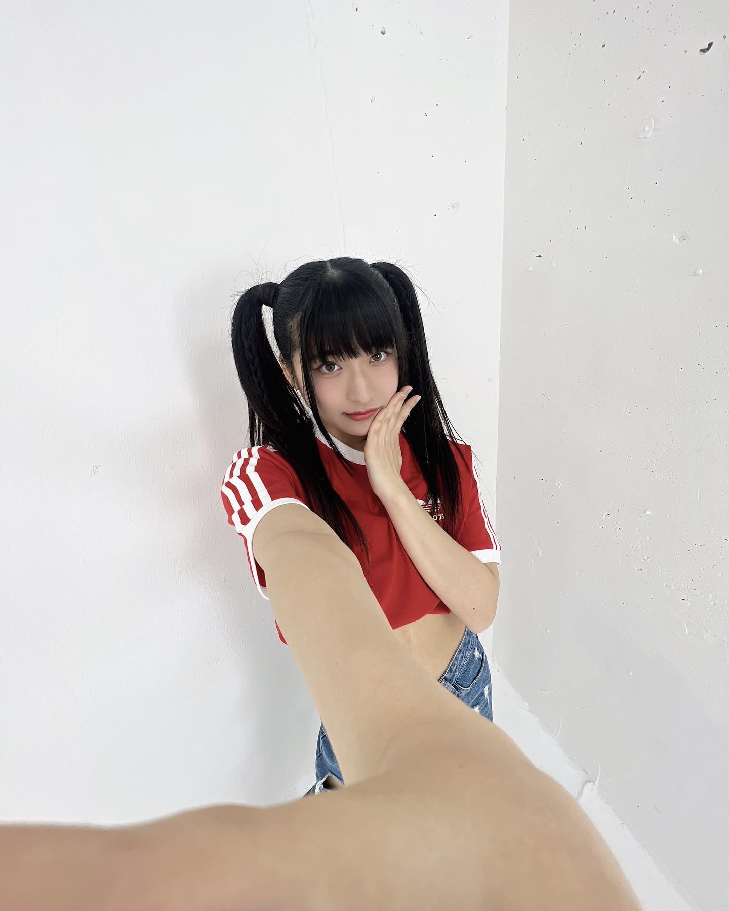 画像1/6) “5歳から踊り手”りりりちゃん、制服姿で高校卒業報告