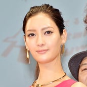 沢尻エリカ 菜々緒 佐々木希ら ファーストクラス 新年会に集結 モデルプレス 沢尻エリカ 菜々緒 佐々木希ら ファーストクラス 新年会に集結 モデルプレス