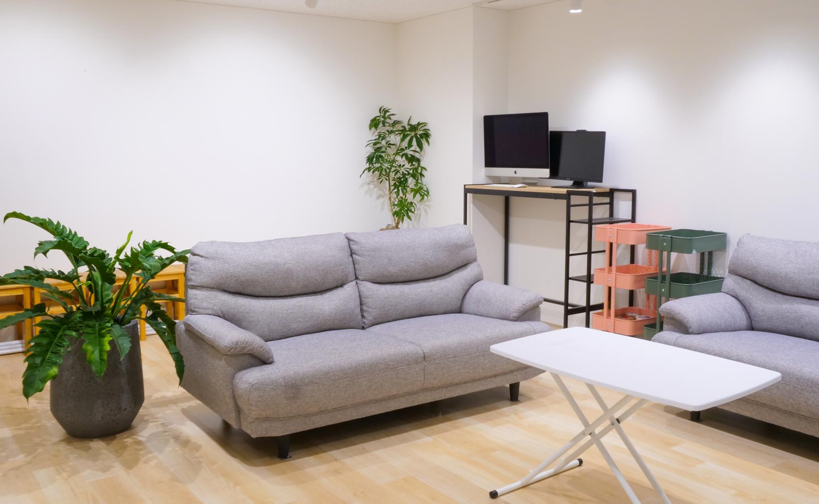 VAZ新オフィスの様子（提供写真）