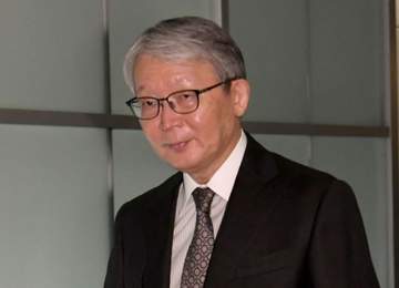 巨人・山口オーナー 今季はシーズン終了まで橋上監督代行が指揮「そのようにお願いしました」