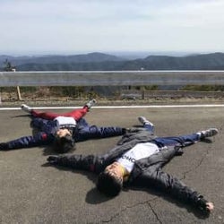 映画『弱虫ペダル』永瀬廉と伊藤健太郎、撮影合間のひなたぼっこオフショット&メイキング解禁