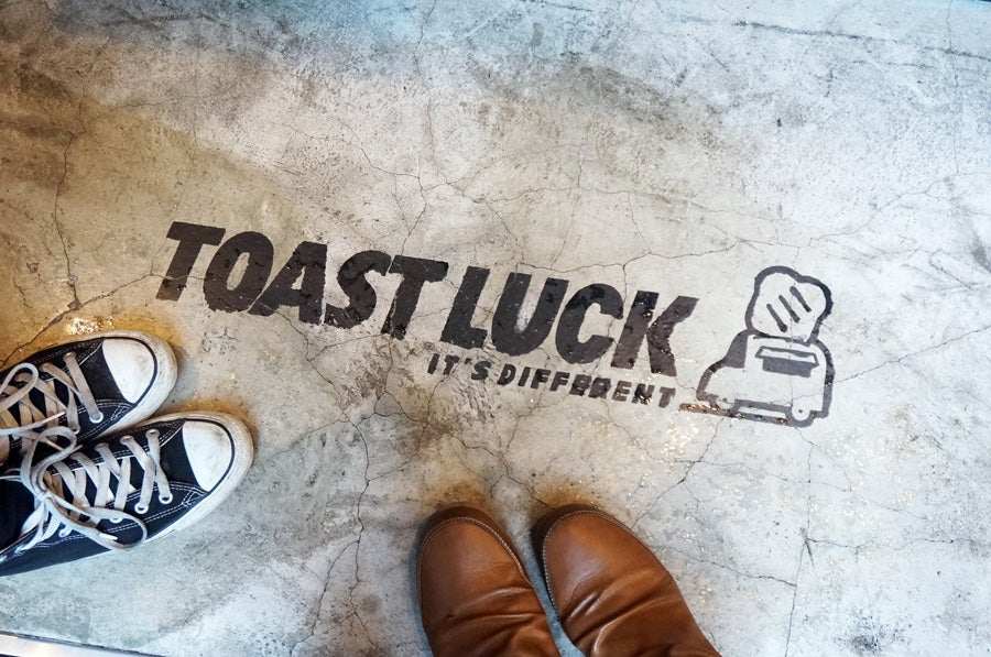 TOAST LUCK