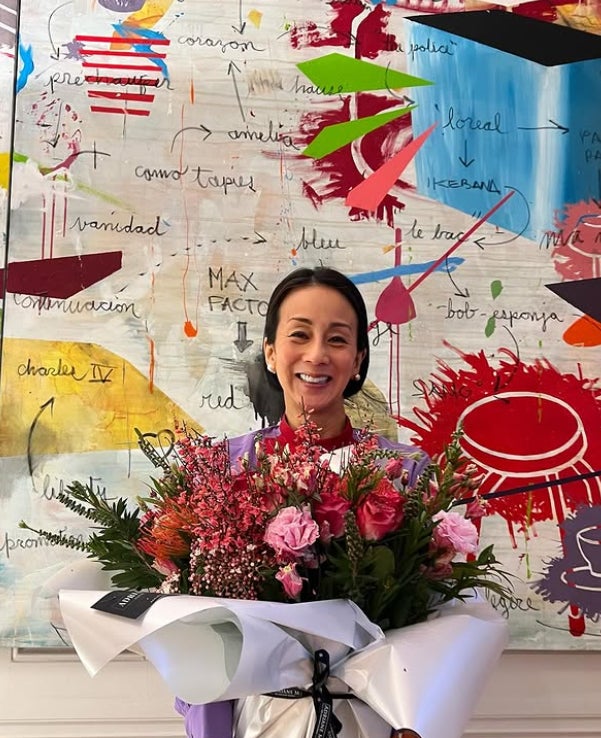 パリ在住・中村江里子アナ、夫と交際時の1999年の秘蔵ショット公開「人生の半分以上日本を離れて暮らした」