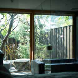 京都「嵐山邸宅 MAMA」素材を楽しむレストラン併設型の宿泊施設