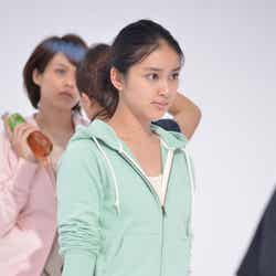 武井咲のCM撮影風景