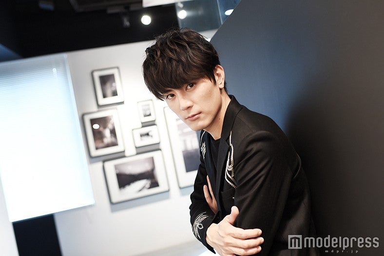 まずはコンビニトークから（C）モデルプレス