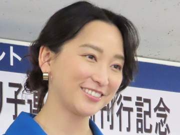 杏 そっくり似顔絵＆愛犬たちがかわいすぎる誕生日ケーキ公開！年齢にも驚きの声「全然見えない」