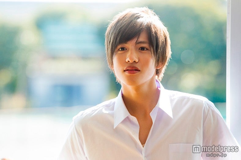 志尊淳／映画「先輩と彼女」より