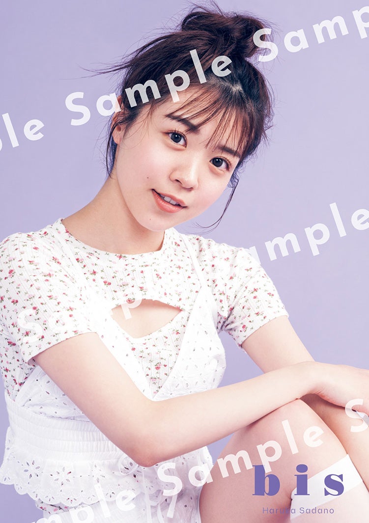 貞野遥香／紀伊國屋書店梅田本店限定購入特典ポストカード（提供写真）