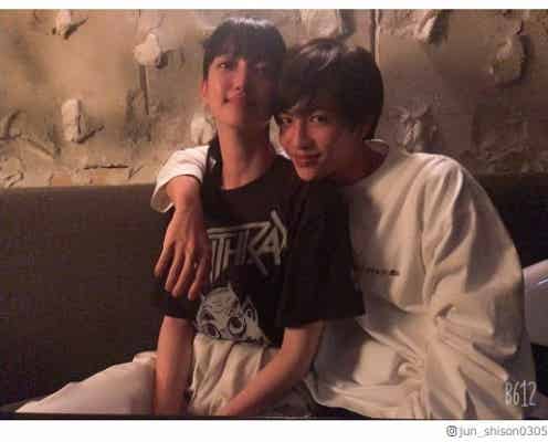 志尊淳、入山法子と密着2ショット「きみはペット」ファン歓喜