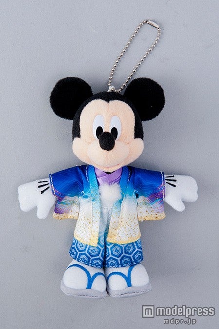 ぬいぐるみバッジ￥1600／（C）Disney