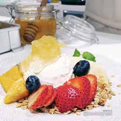 & Yogurt(C)モデルプレス