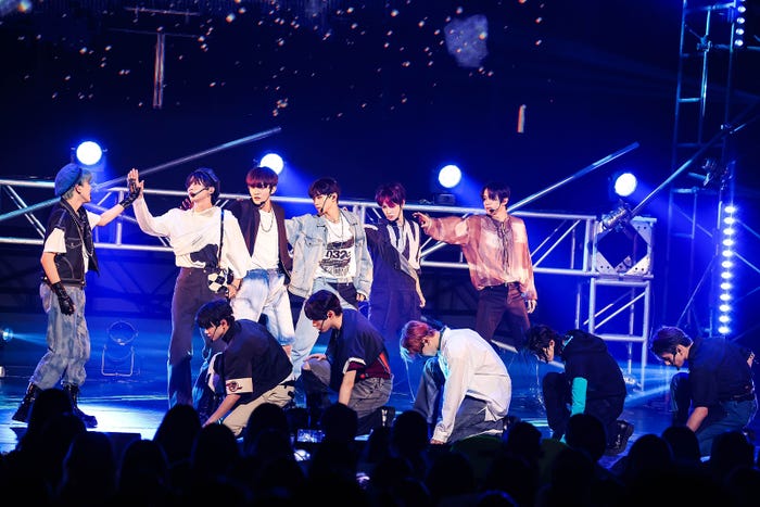 INI(C)LAPONE ENTERTAINMENT