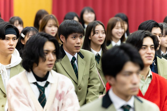 細田佳央太 「もしも、イケメンだけの高校があったら」より(C)テレビ朝日