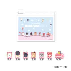 スライドポーチ&ステッカーセット税込1,650円(C)2025 SM ENTERTAINMENT JAPAN (C)SM Ent.