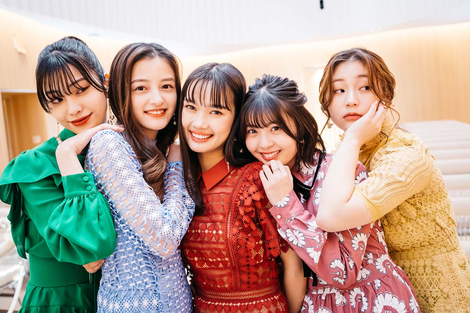 北澤舞悠、大峰ユリホ、新井舞良、ゆな、YUNA「彼とオオカミちゃんには騙されない」（C）AbemaTV, Inc.