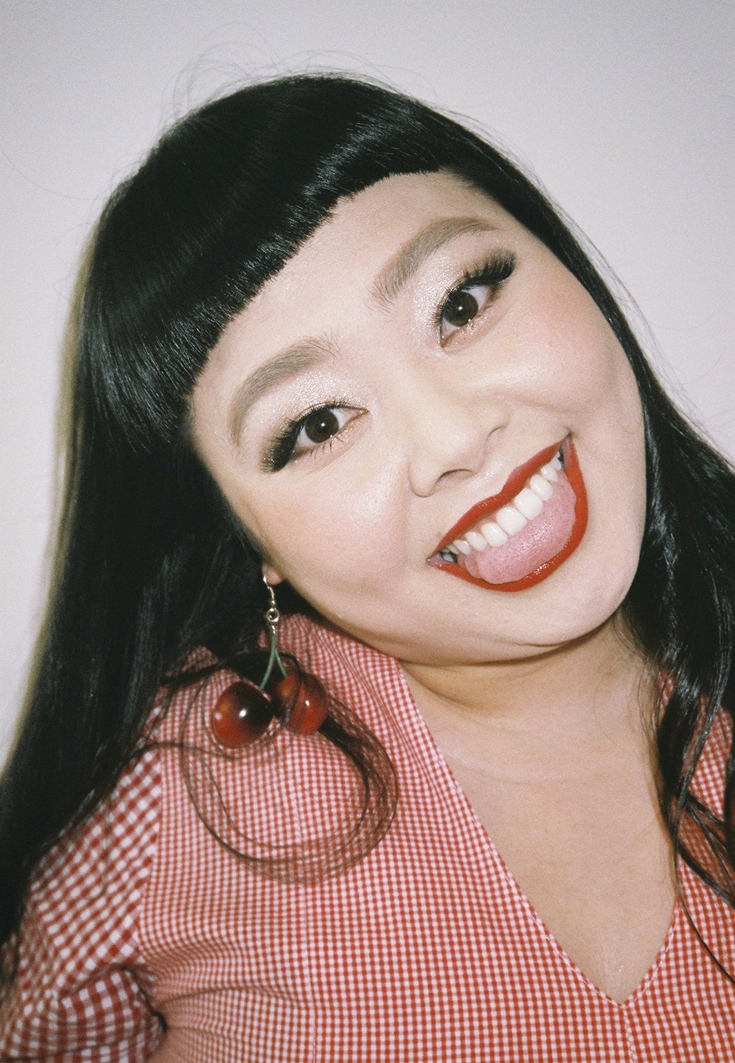 渡辺直美、初の写真集発売日決定　入浴ショットも