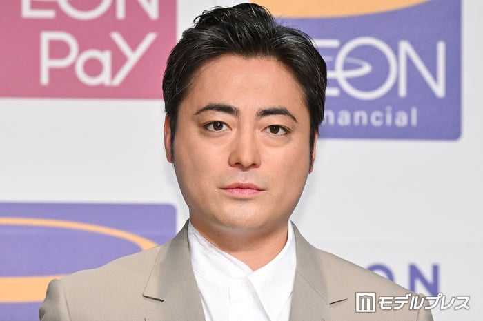 山田孝之、横浜流星からの称賛コメントに笑顔「かわいいですね」 自身監督CMで共演