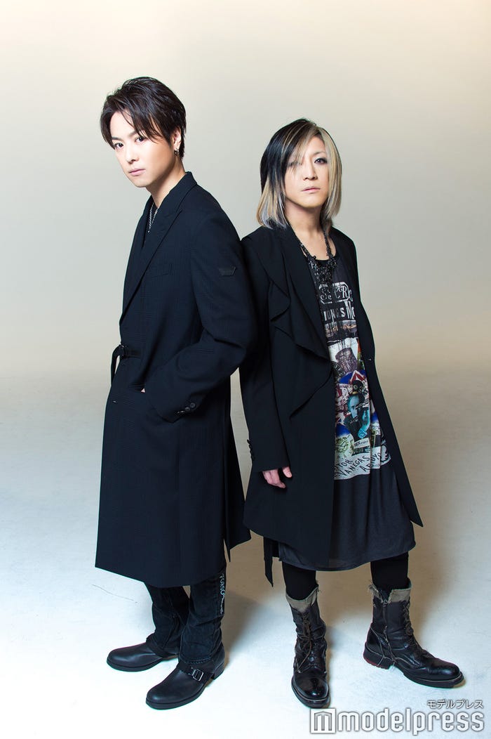 TAKAHIRO、HISASHI (C)モデルプレス