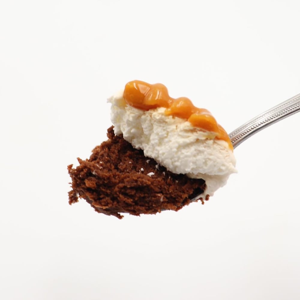 ファミリーマート「クリームほおばるキャラメルショコラ」