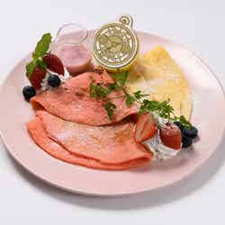 ふしぎの国のメルヘンパンケーキ¥1,490 (C)CLAMP・ST/講談社・NEP・NHK