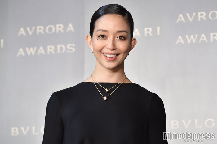 松島花 重め前髪 で雰囲気ガラリ アレンジ自在の 魔法のカット モデルプレス