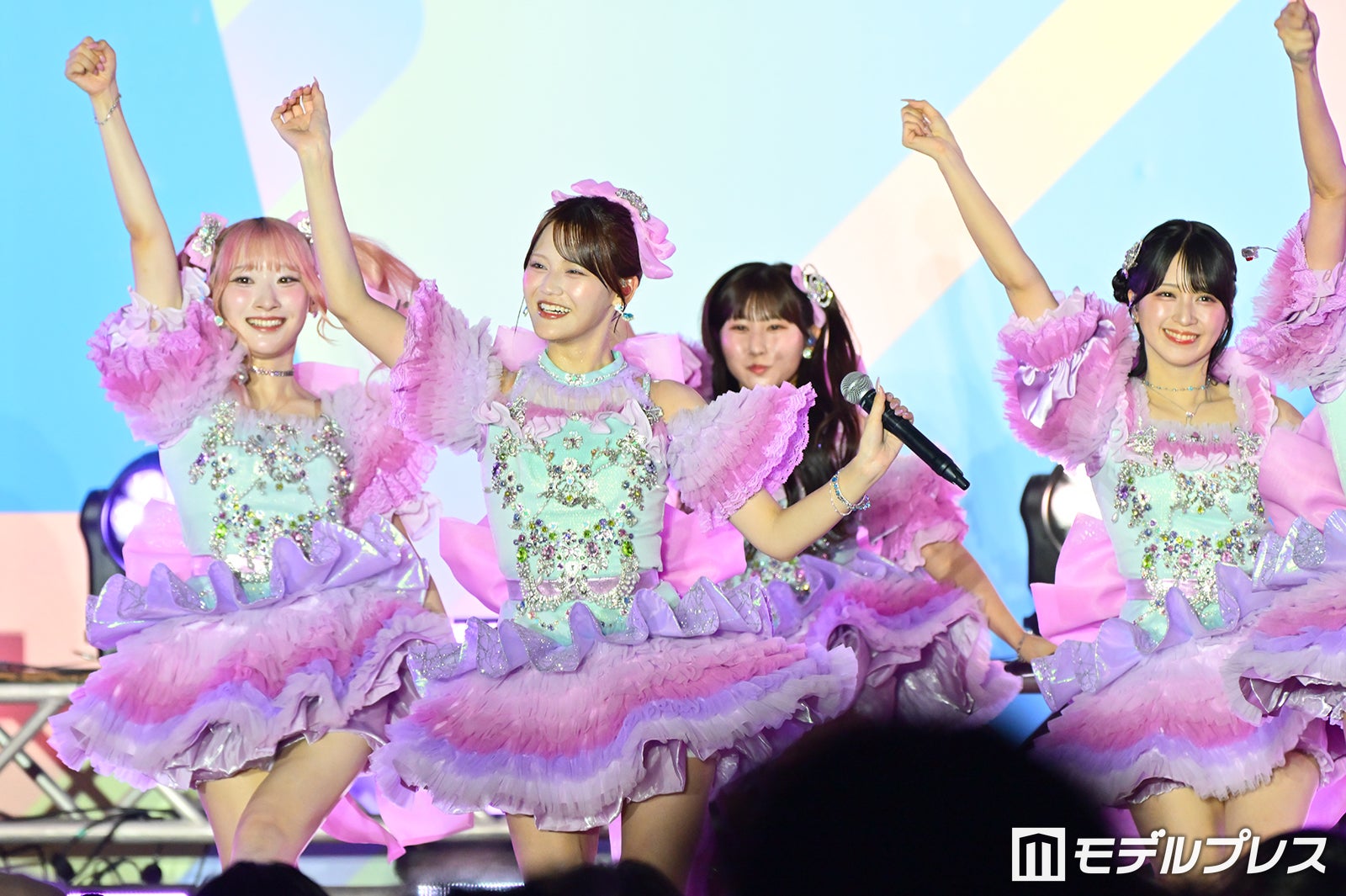 ＝LOVE（C）モデルプレス