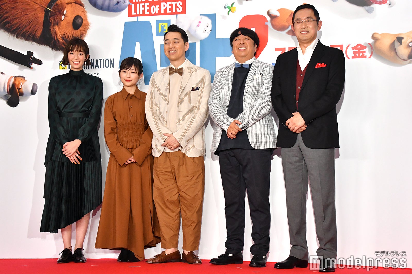 佐藤栞里、伊藤沙莉、設楽統、日村勇紀、内藤剛志（C）モデルプレス