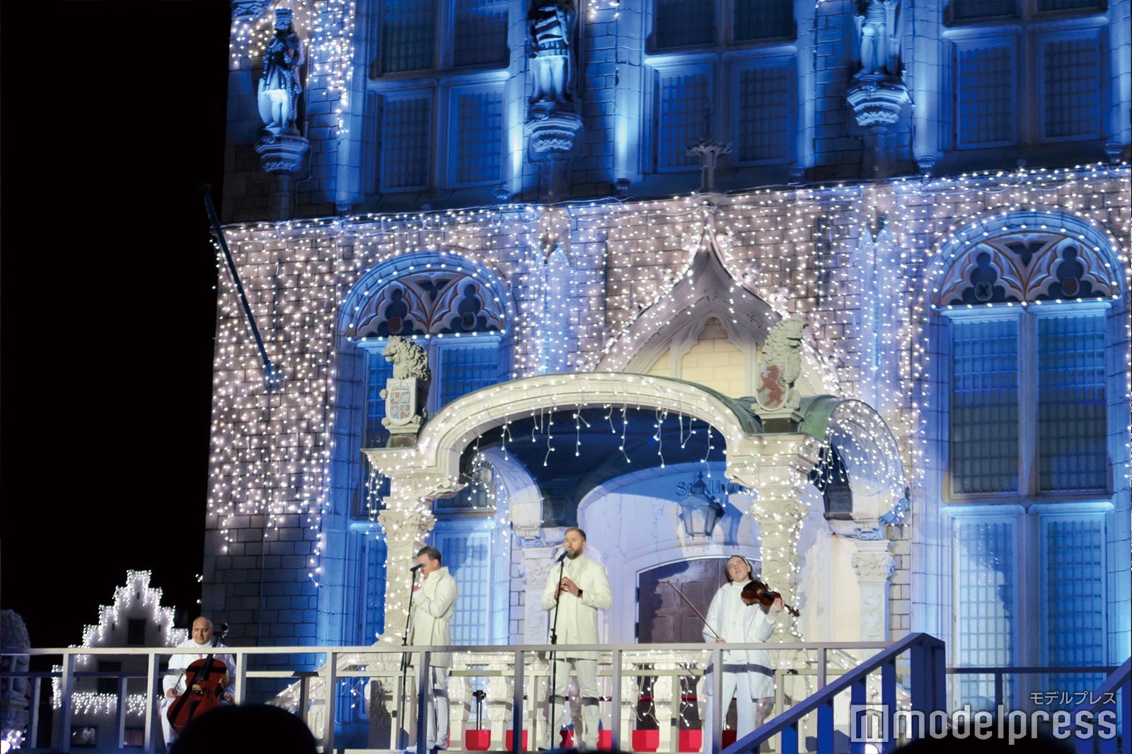 ファンタジック・スノーナイトショー  ～白銀の世界 点灯式～（C）モデルプレス
