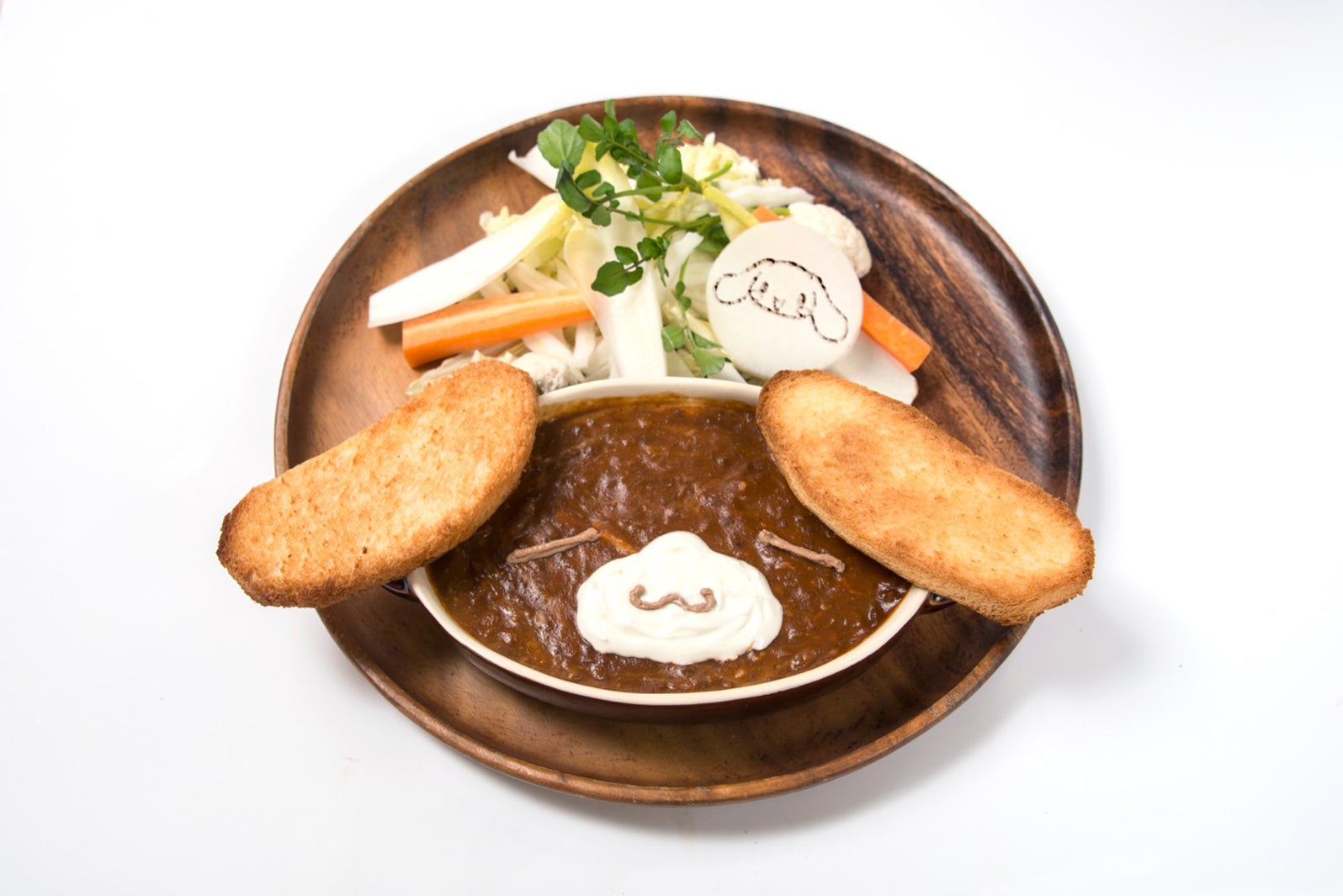 カプチーノのお昼寝ビーフシチュー ￥1,390（C） 2001, 2019 SANRIO CO., LTD.　APPROVAL NO. G601201