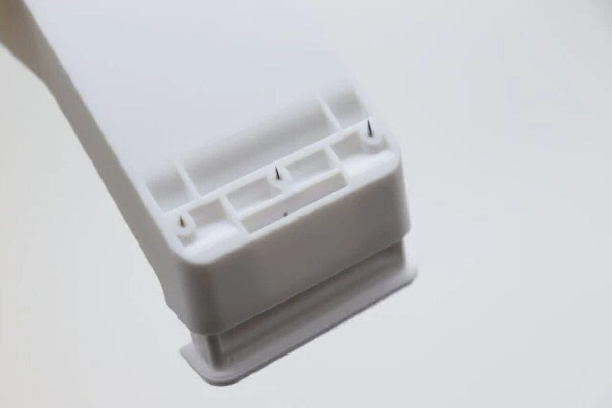 ダイソー コンセントプラグホルダー ピン 作り ダイソー コンセントプラグホルダー ピン 作り