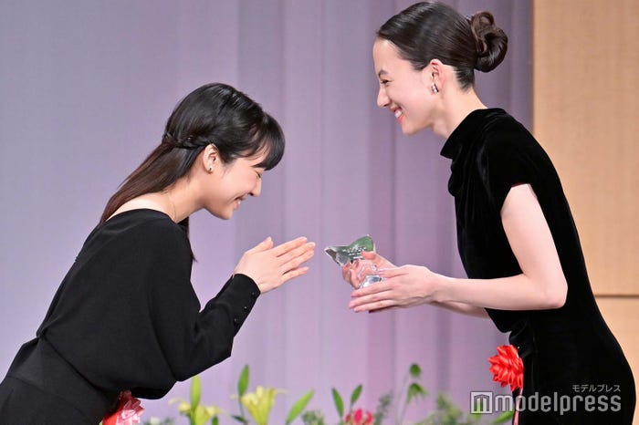 上白石萌音、清原果耶(C)モデルプレス