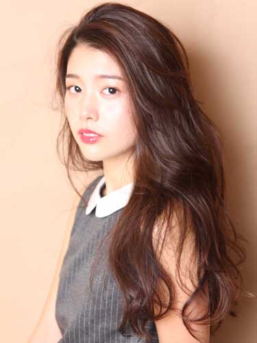 暗髪 ロング のおしゃれヘアスタイル特集 透明感のある美髪をチェック モデルプレス 暗髪 ロング のおしゃれヘアスタイル特集 透明感のある美髪をチェック モデルプレス