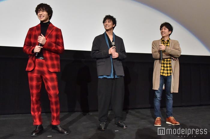 西銘駿、佐野岳、上堀内佳寿也監督 (C)モデルプレス