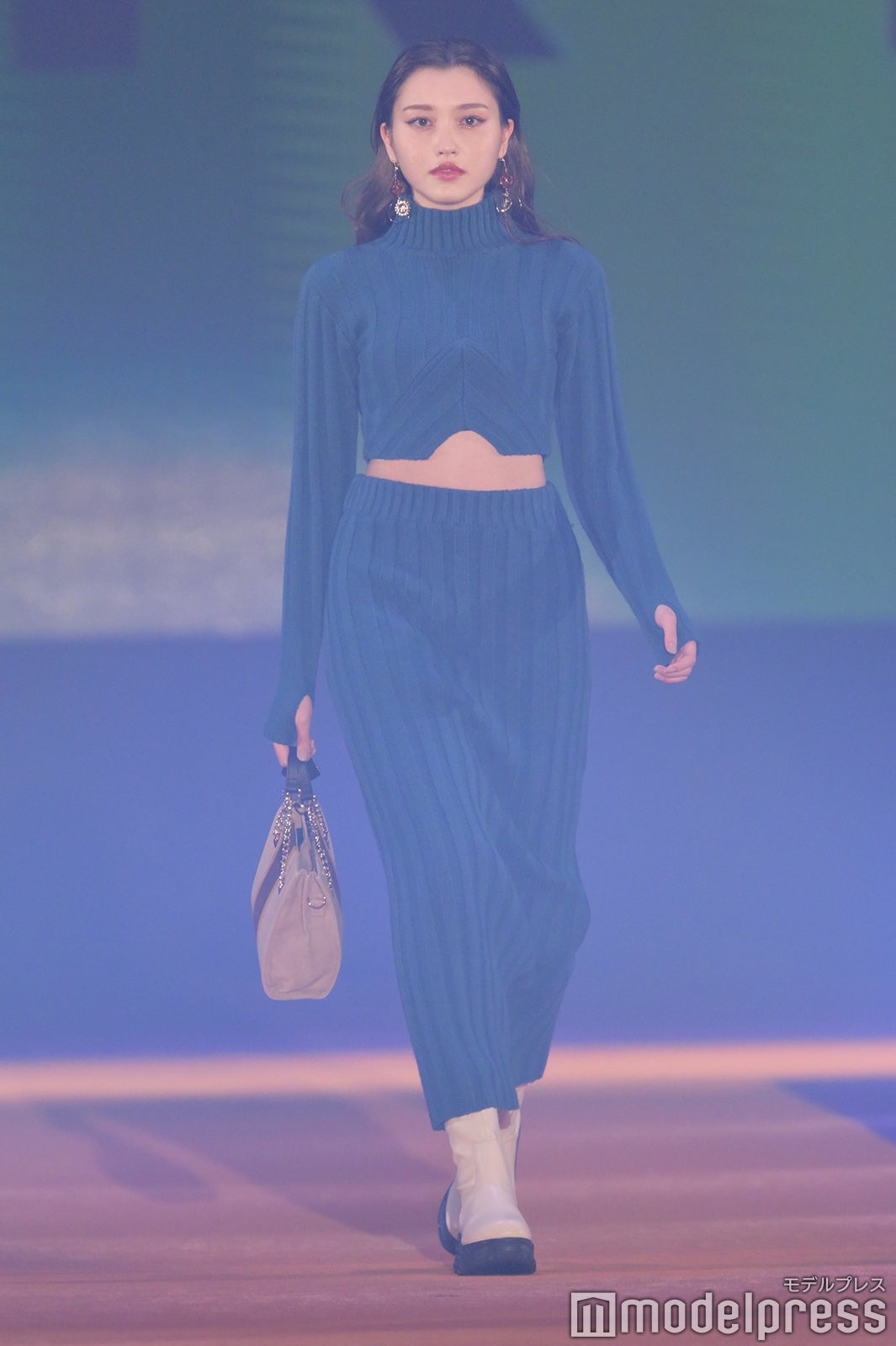 （C）モデルプレス