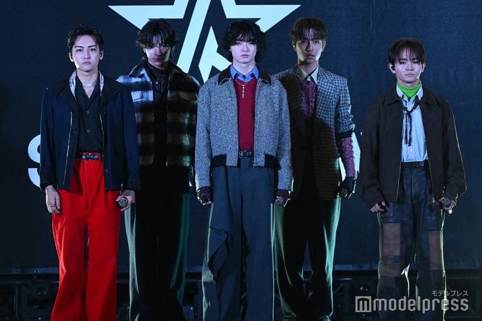 STARGLOW/(左から)KANON、ADAM、RUI、GOICHI、TAIKI(C)モデルプレス