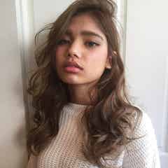 抜群のこなれ感でオシャレ度up 外国人風aラインパーマが新鮮 モデルプレス 抜群のこなれ感でオシャレ度up 外国人風aラインパーマが新鮮 モデルプレス