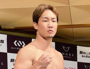 朝倉未来が復活の1回TKO勝ち 9カ月ぶり復帰戦でレジェンド43歳青木真也に劇勝