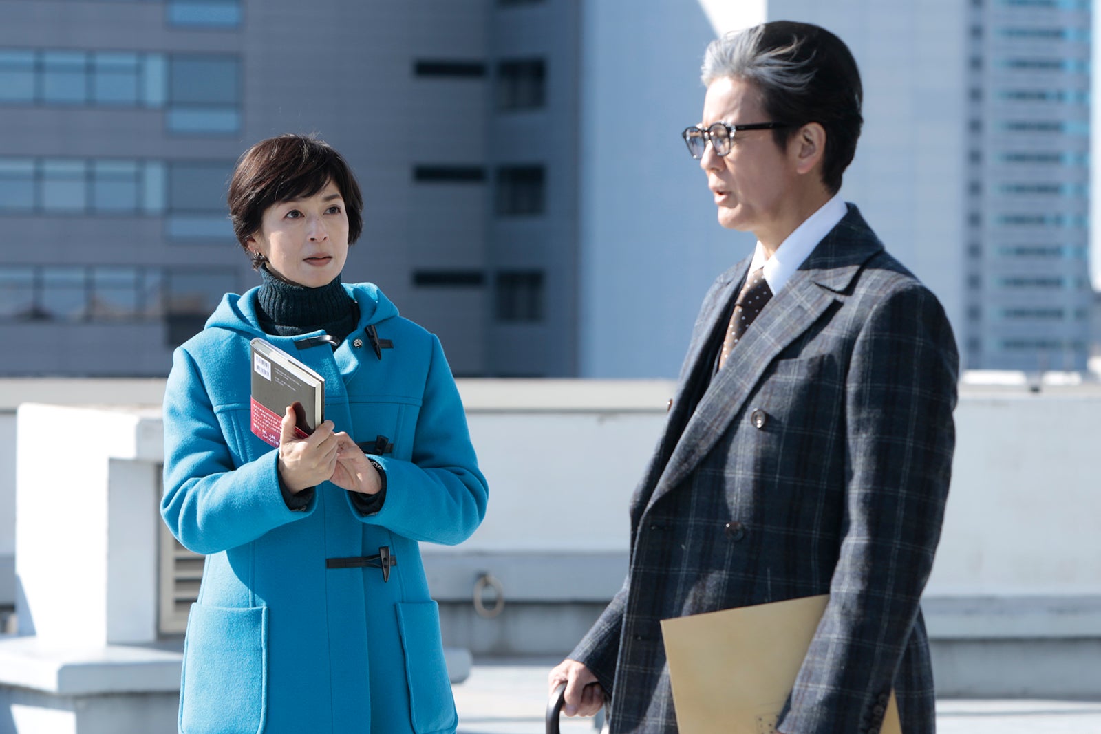 鈴木保奈美、唐沢寿明「プライベートバンカー」第1話（C）テレビ朝日