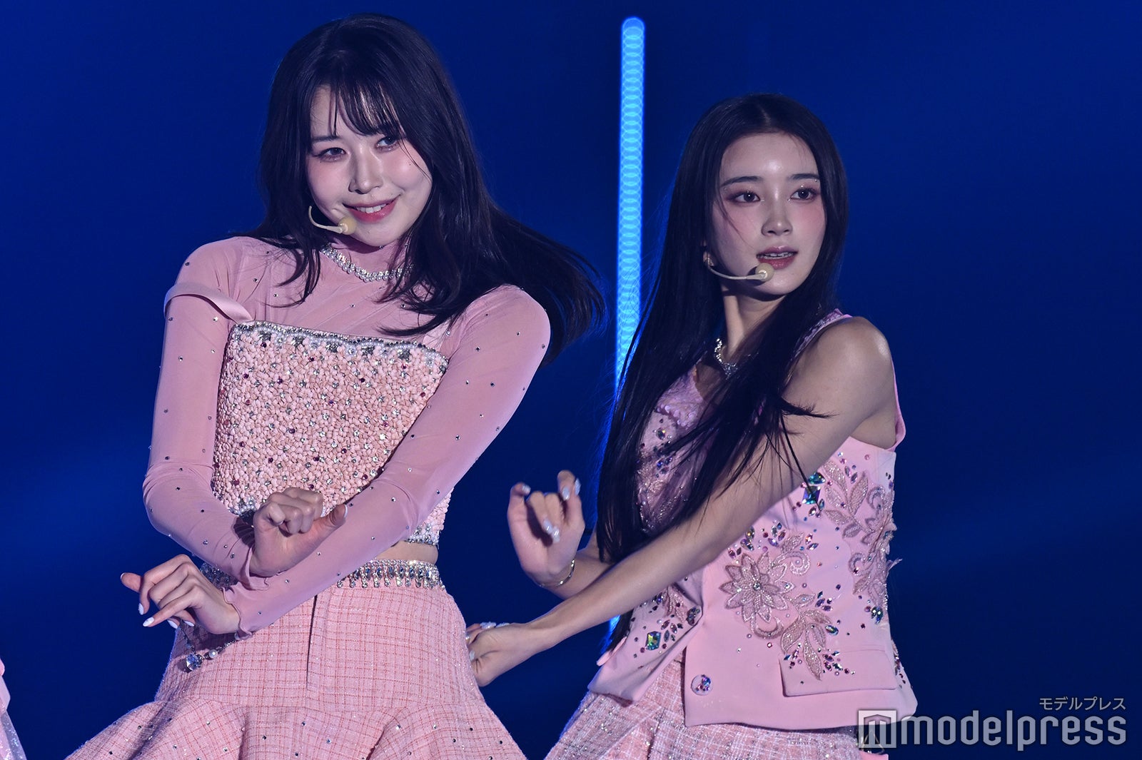 MOMONA、MIU（C）モデルプレス