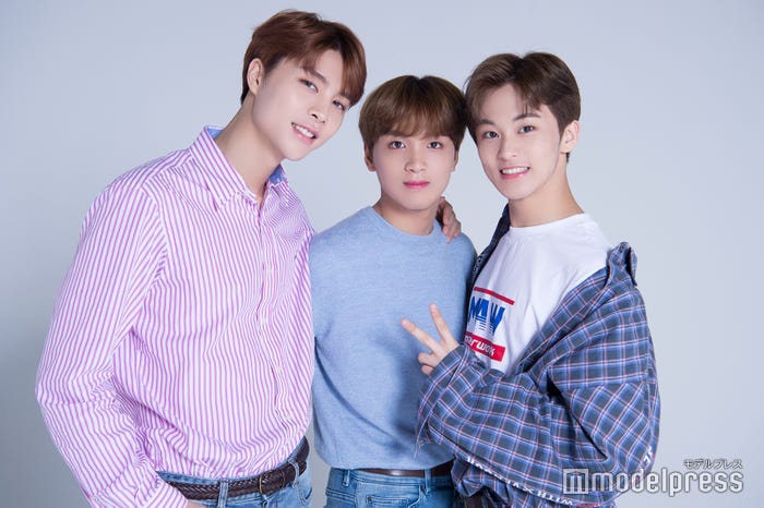 (左から)ジャニー、ヘチャン、マーク (C)モデルプレス