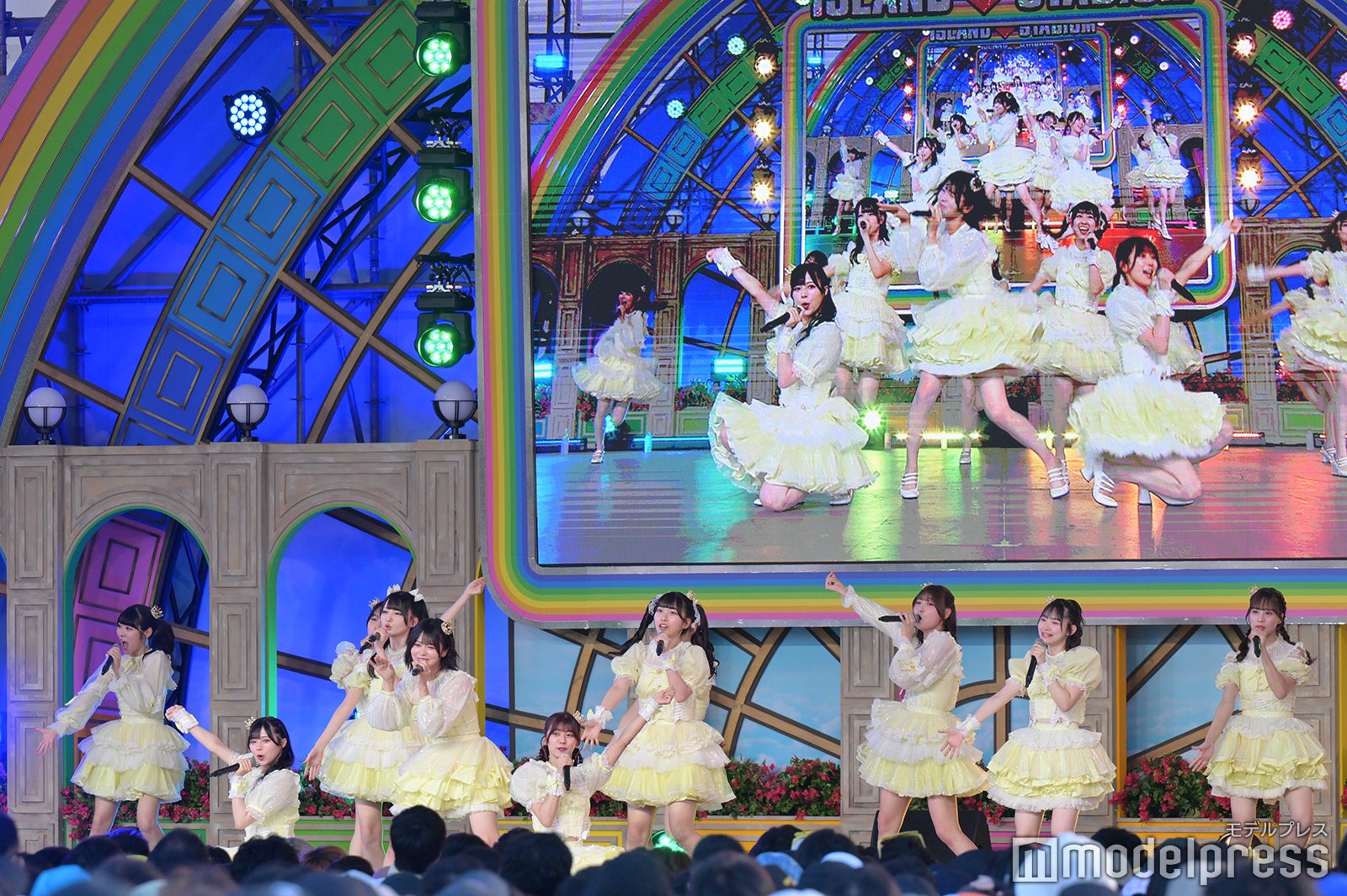 ≒JOY（C）モデルプレス