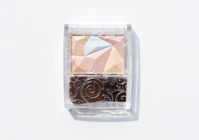 セザンヌ　ツヤ肌アイテム　パールグロウハイライト　オーロラプリズム