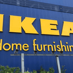 「ドリンクが浮いてる?」「2個で999円?!」IKEAのコスパ良すぎる“最高傑作”これは買わねば…!