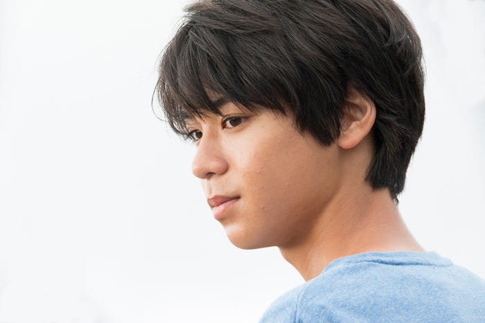 小原唯和(C)2018「OVER DRIVE」製作委員会