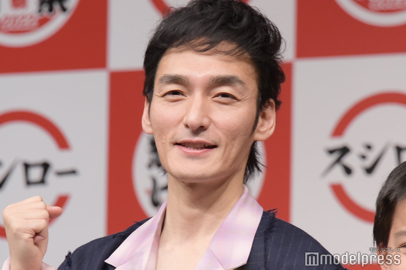 草なぎ剛「僕、前世イカなんじゃないか」発言に会場ざわつく