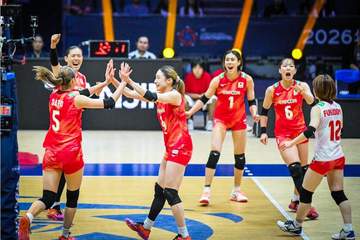 バレー女子 日本が3位死守で27年W杯出場権獲得 準決敗戦から一夜、イランに意地のストレート勝ちも石川主将は悔し涙「目指しているところにはいけなかったので。悔しさ残る大会」エース和田も瞳潤む